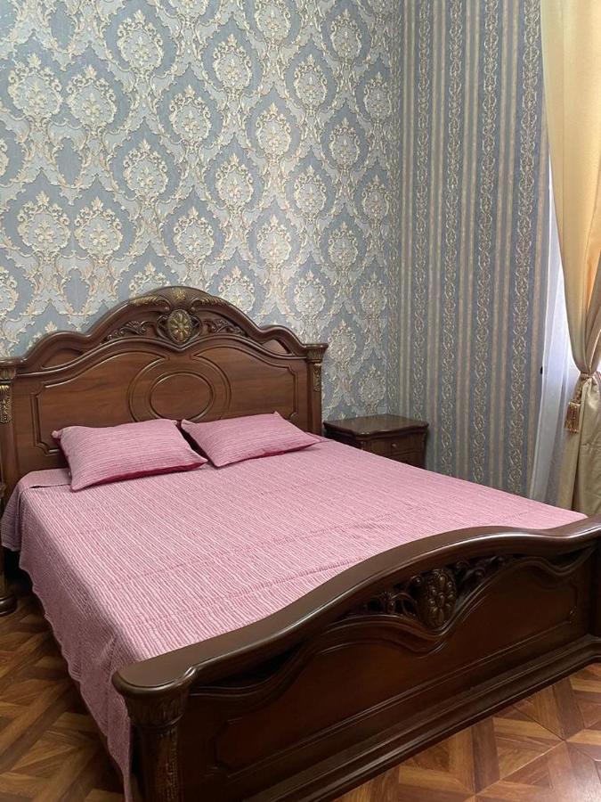 Mini Hotel Amra Pizunda Bagian luar foto