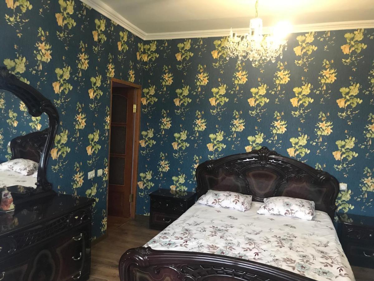 Mini Hotel Amra Pizunda Bagian luar foto