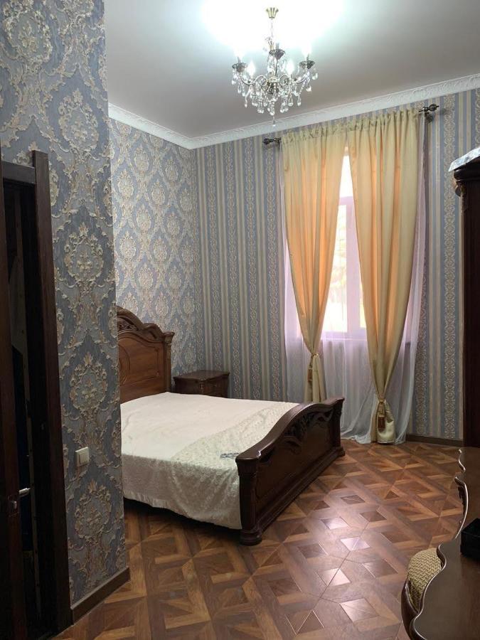 Mini Hotel Amra Pizunda Bagian luar foto